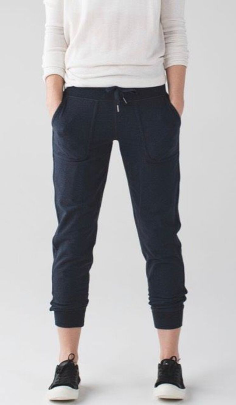 Lululemon Comfy As Sweat Pants